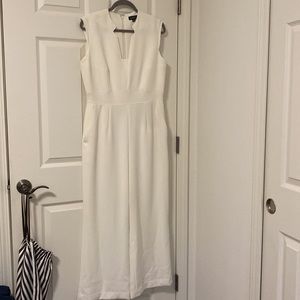 Tahari  S Levine -  off white jumpsuit fully lined wide leg
